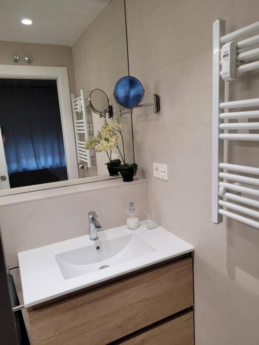 Apartamento Azabache Zaragoza Exterior photo